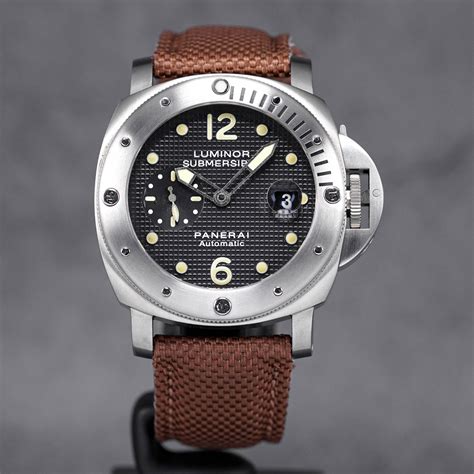 panerai submersible pam 025|Panerai submersible pam 25.